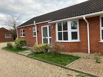 2 Bed Bungalow, Plover Grove, LN11