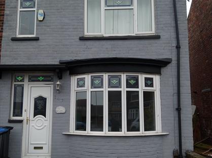 3 Bed Semi-Detached House, Saltwells Road, TS4