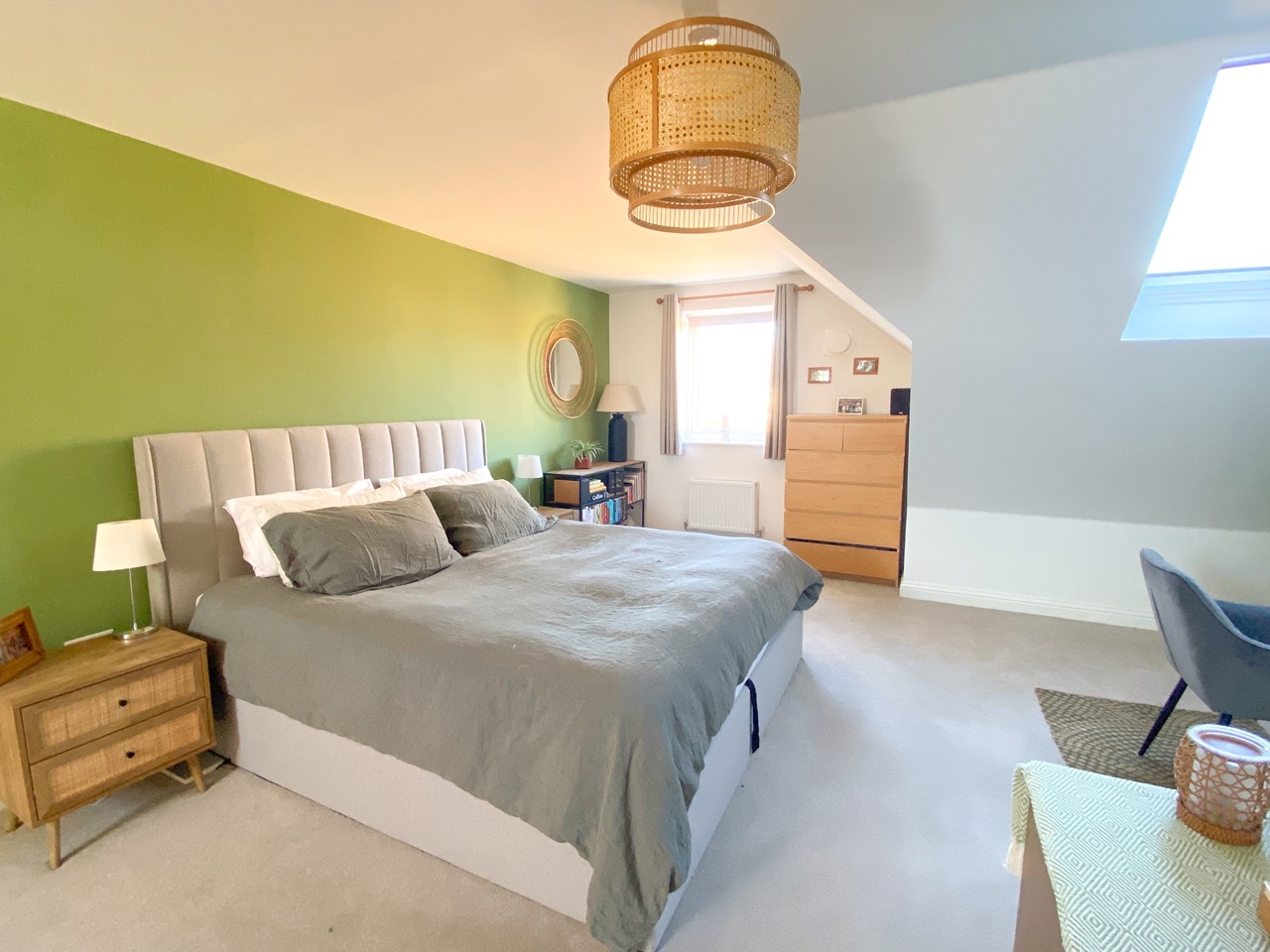 Littlemore, Oxford 3 Bed SemiDetached House, Close, OX4 To