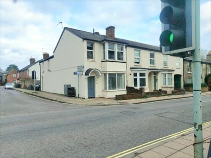 1 Bed Flat, North Walls, SO23