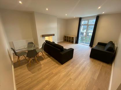 2 Bed Flat, Moorland Hall, LS3