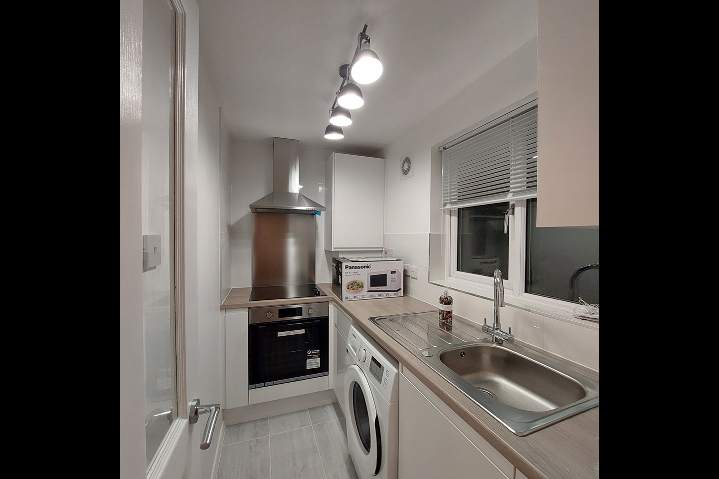 1 Bed Flat, John Silkin Lane, SE8