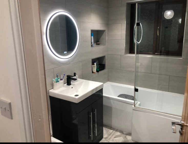 Bolton 2 Bed SemiDetached House, Kingsland Road, BL4 To Rent Now