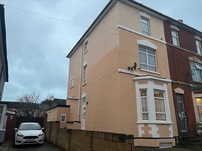 5 Bed Terraced House, Regent Street, GL1
