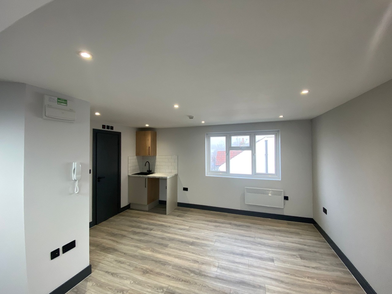 London Studio Flat, Bencroft Road, SW16 To Rent Now for £1,150.01 p/m