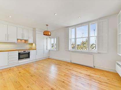 2 Bed Flat, Porten Road, W14