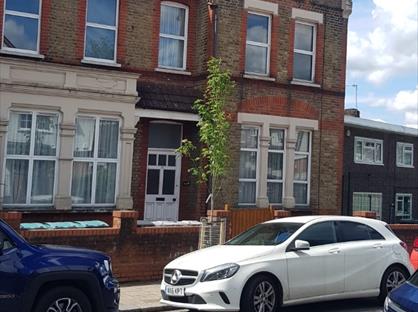 1 Bed Flat, Rokesly Avenue, N8