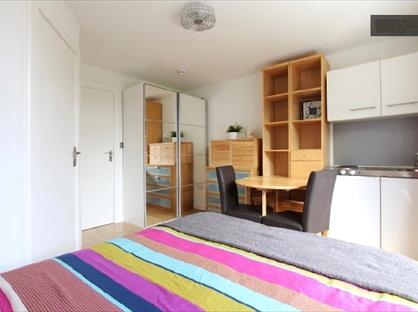 Studio Flat, Hendon Way, NW2