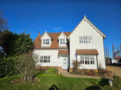 3 Bed Detached House, Mersea Road, CO5