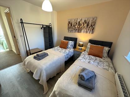 3 Bed Semi-Detached House, Grable Avenue, MK4