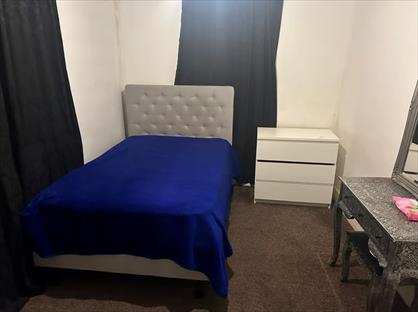 Room in a Shared House, Bickersteth Road, SW17