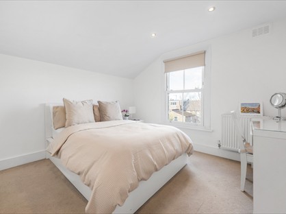 Room in a Shared House, Amott Road, SE15