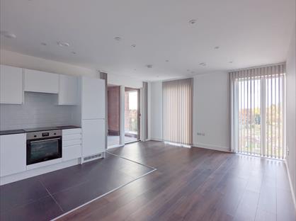 2 Bed Flat, Vicarage Road, WD18