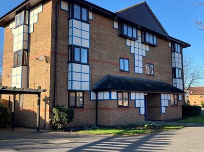 1 Bed Flat, Cabin Leas, LE11