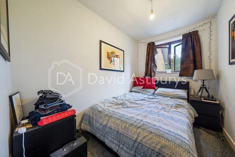London Room in a Shared House, Lancaster Road, N4 To Rent Now for £