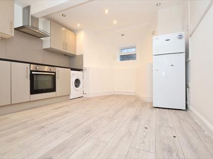 1 Bed Flat, Wightman Road, N4