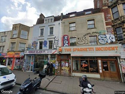 7 Bed Semi-Detached House, Stokes Croft, BS1