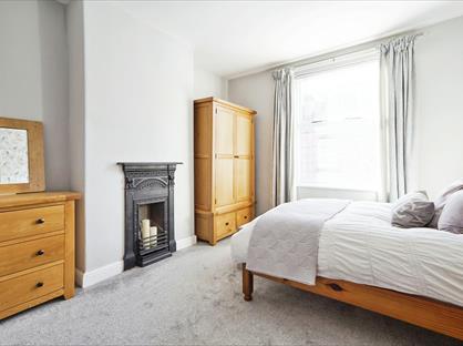 2 Bed Terraced House, Vicarage Street, LS5