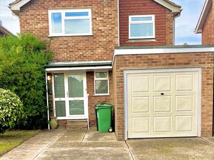 3 Bed Detached House, Compton Close, TN40