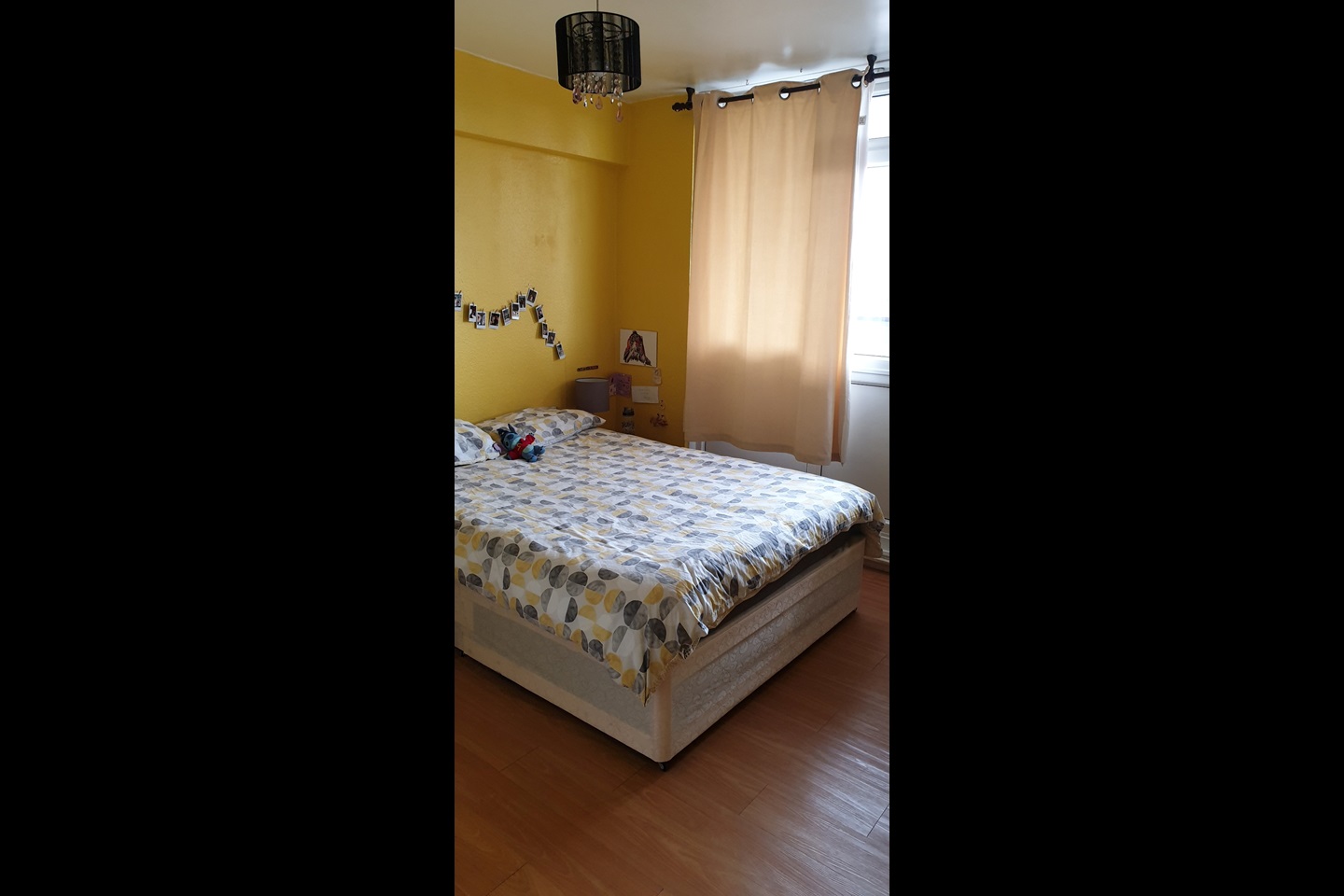 London Room in a Shared Flat, Beaumaris Tower, W3 To Rent Now for £