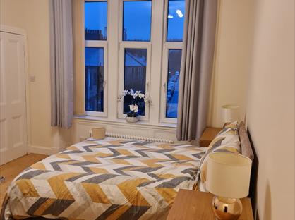 1 Bed Flat, St. Crispins Place, FK1