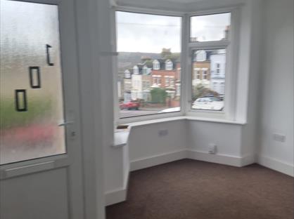 1 Bed Flat, Mayfield Avenue, CT16