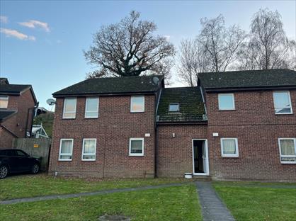 Studio Flat, Longham Copse, ME15