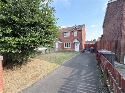 3 bed terraced house for rent in 3 Bed End Terrace, Wildbrook Road, M38