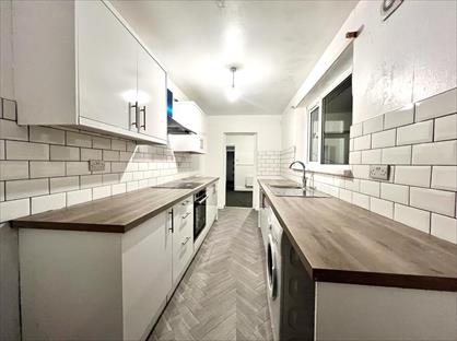 2 Bed Terraced House, Cumberland Street, DL3