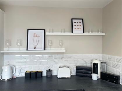 2 Bed Terraced House, Albemarle Street, BB7