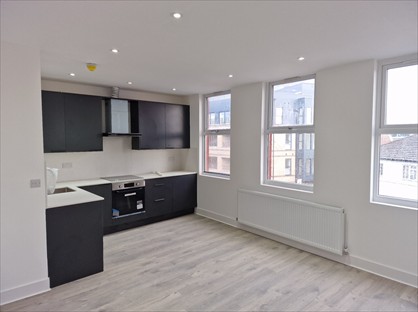 2 Bed Flat, London Road, TW7