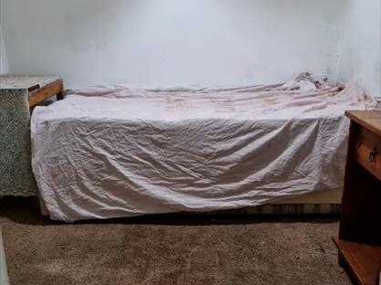 Room in a Shared House, Hazelbury Green, N9