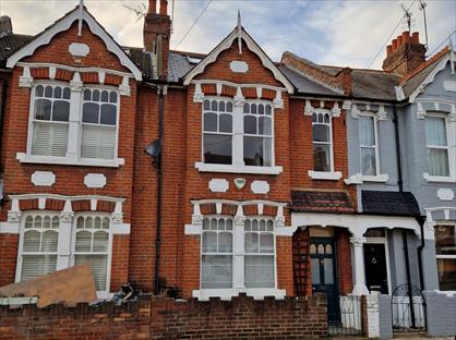 3 Bed Terraced House, Thorpebank Road, W12