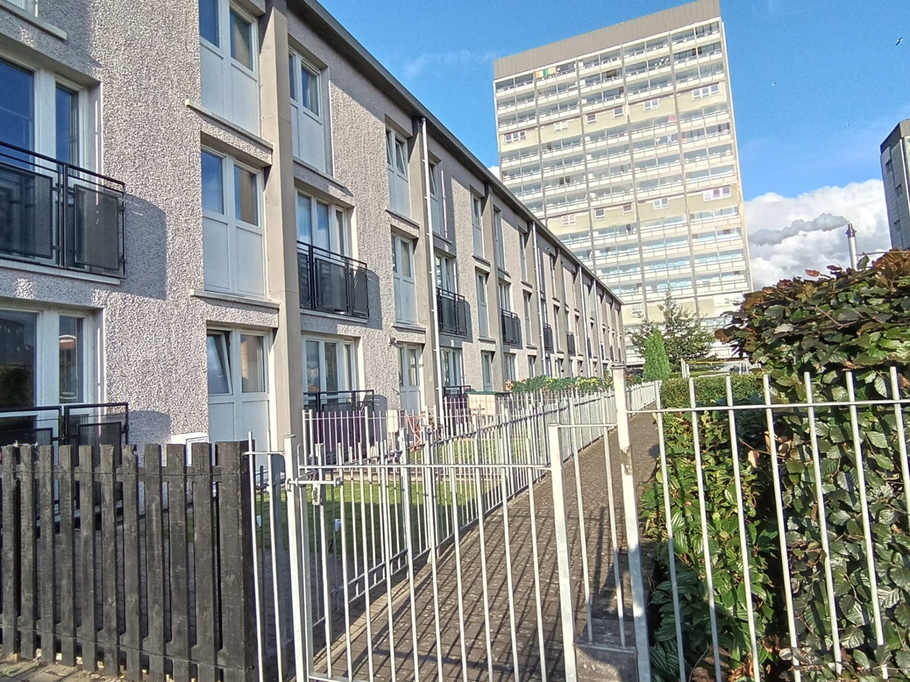 3 Bed Maisonette, Commercial Court, G5, N1 7GU