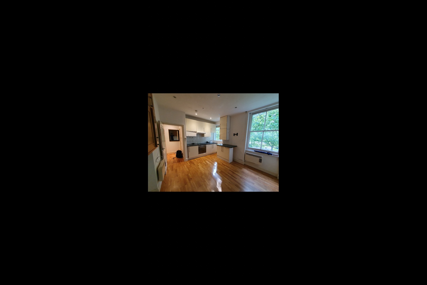 Studio Flat, Devonshire House, SE1 photo 5