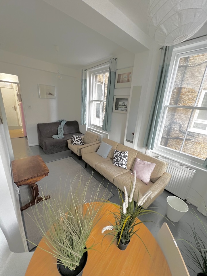 1 Bed Flat, Bowmans Buildings, NW1 photo 2