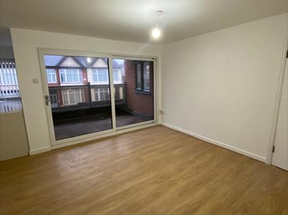 2 Bed Flat, Oxford Road, L22