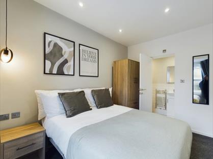 Room in a Shared House, Curtis Street, SN1