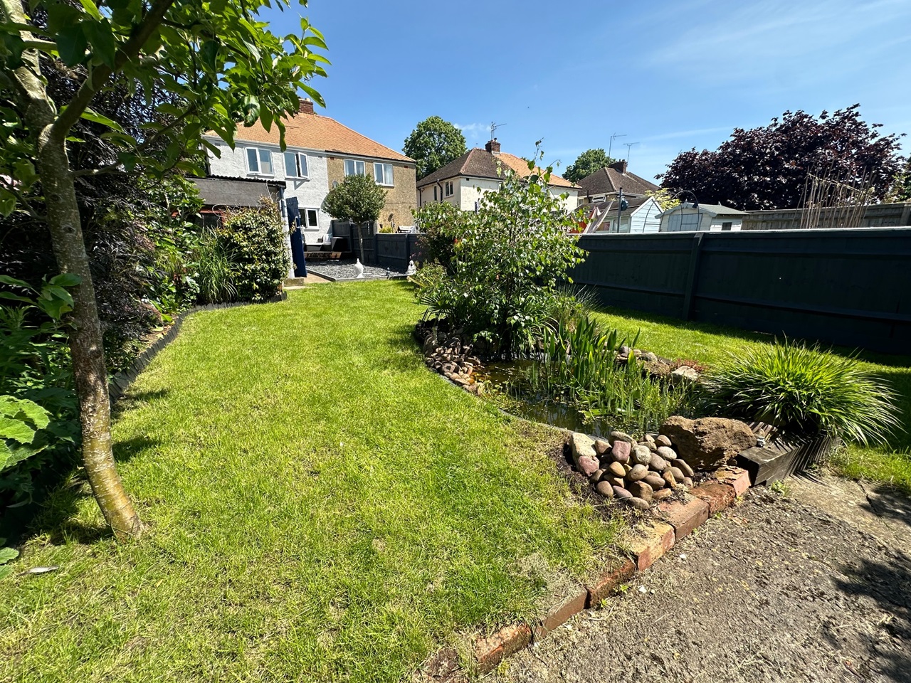 Banbury 3 Bed SemiDetached House, Sinclair Avenue, OX16 To Rent