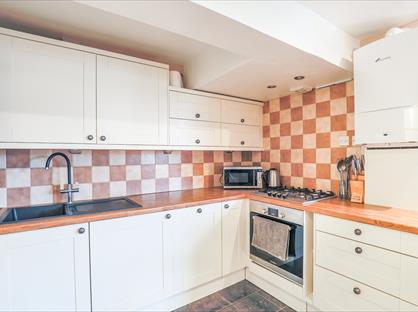 2 Bed Flat, Jerningham Road, SE14