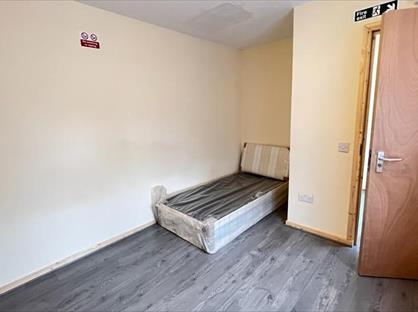 Studio Flat, High Town Road, LU2