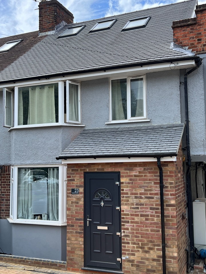 London Room in a Shared House, Selborne Gardens, NW4 To Rent Now