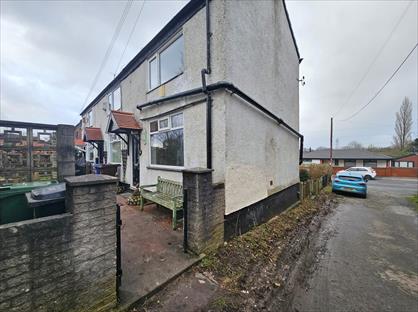 2 Bed End Terrace, Newmarket Road, OL7