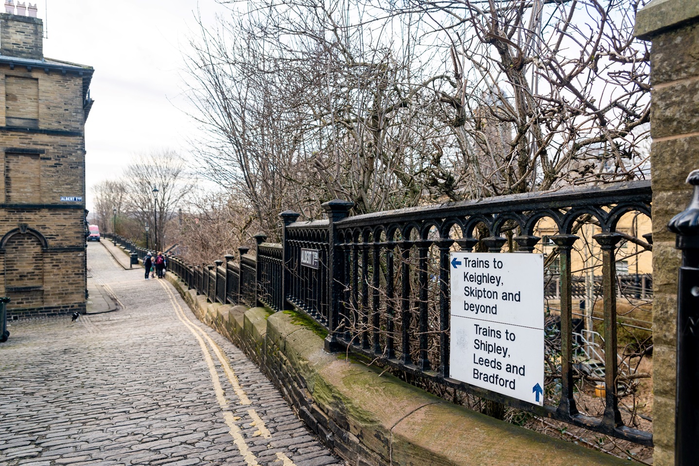 Saltaire, Shipley 2 Bed Terraced House, Caroline Street, BD18 To