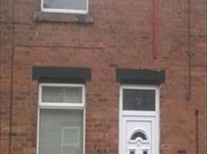 2 Bed Terraced House, Bessemer Street, DL17