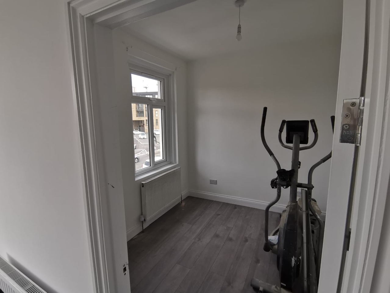 Ilford 1 Bed Flat, Goodmayes Lane, IG3 To Rent Now for £1,300.00 p/m