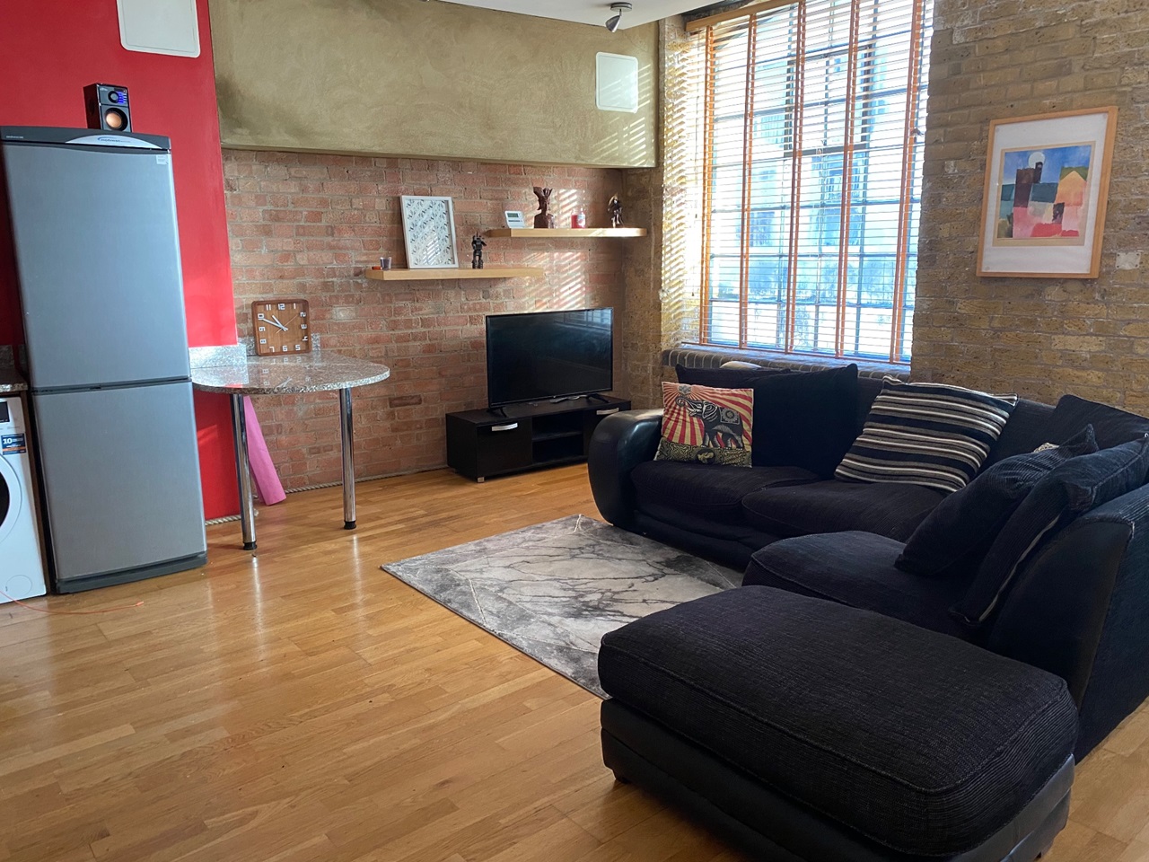1 Bed Flat, Chandlery House, E1 photo 4