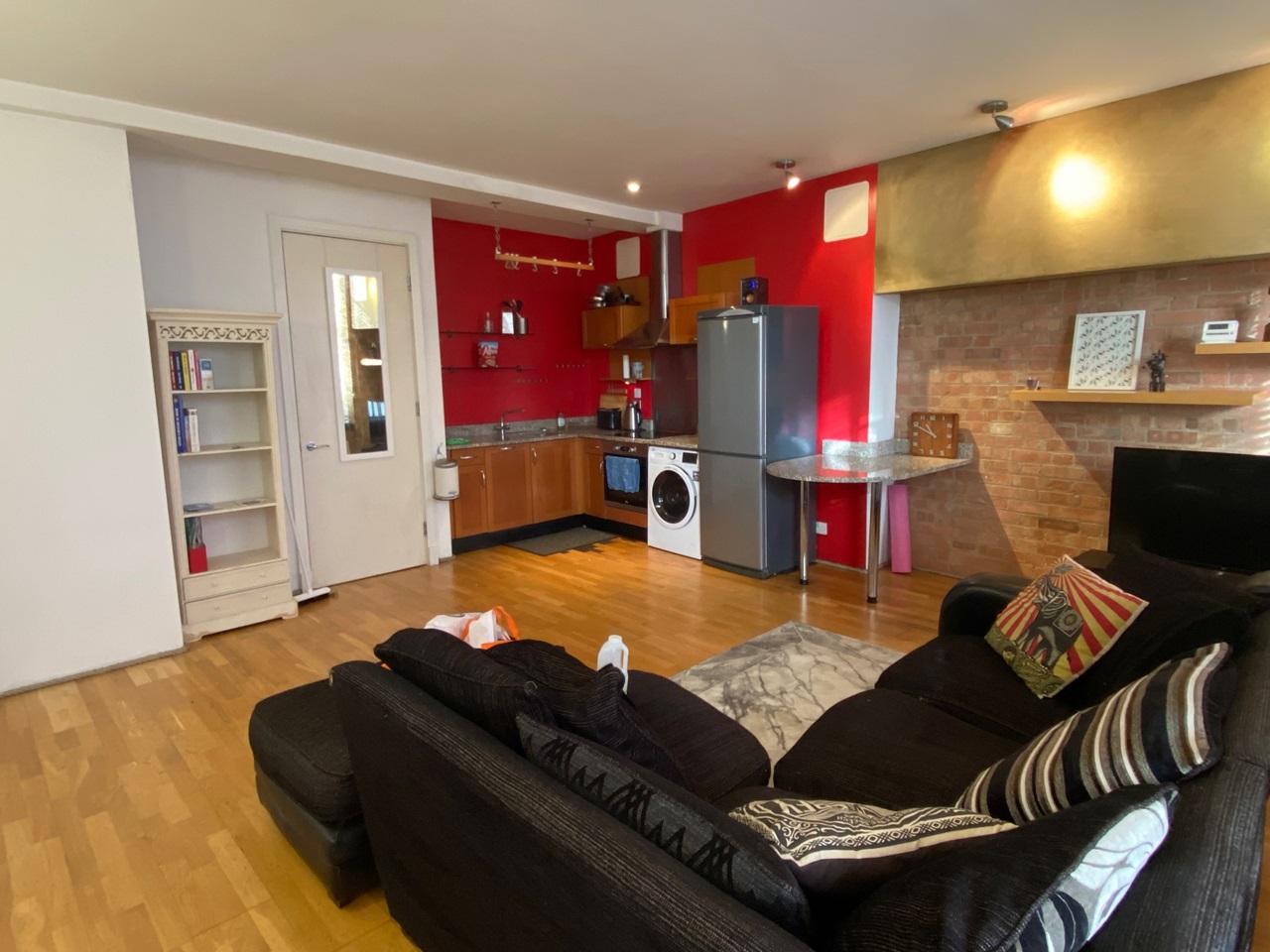 1 Bed Flat, Chandlery House, E1 photo 5