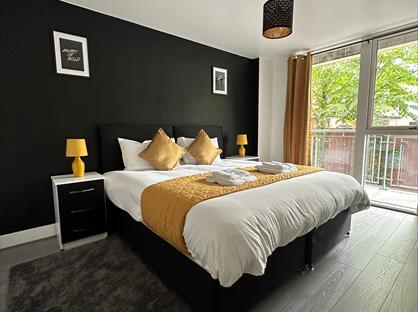 1 Bed Flat, Longleat Avenue, B15