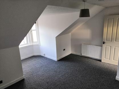 3 Bed Flat, High Street, KA12